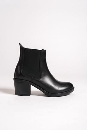 ATİNA HAKİKİ DERİ KADIN SİYAH LASTİKLİ BOT