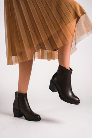 MİLANO HAKİKİ DERİ KADIN KAHVERENGİ TOPUKLU BOT 