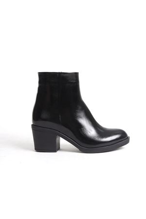 MİLANO HAKİKİ DERİ KADIN SİYAH RUGAN TOPUKLU BOT  